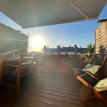Barcelona Penthouse Private Terrace Sustainable Stay Keyless Access Buitenkant foto