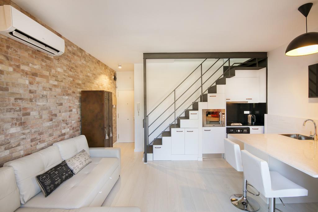 Barcelona Penthouse Private Terrace Sustainable Stay Keyless Access Buitenkant foto